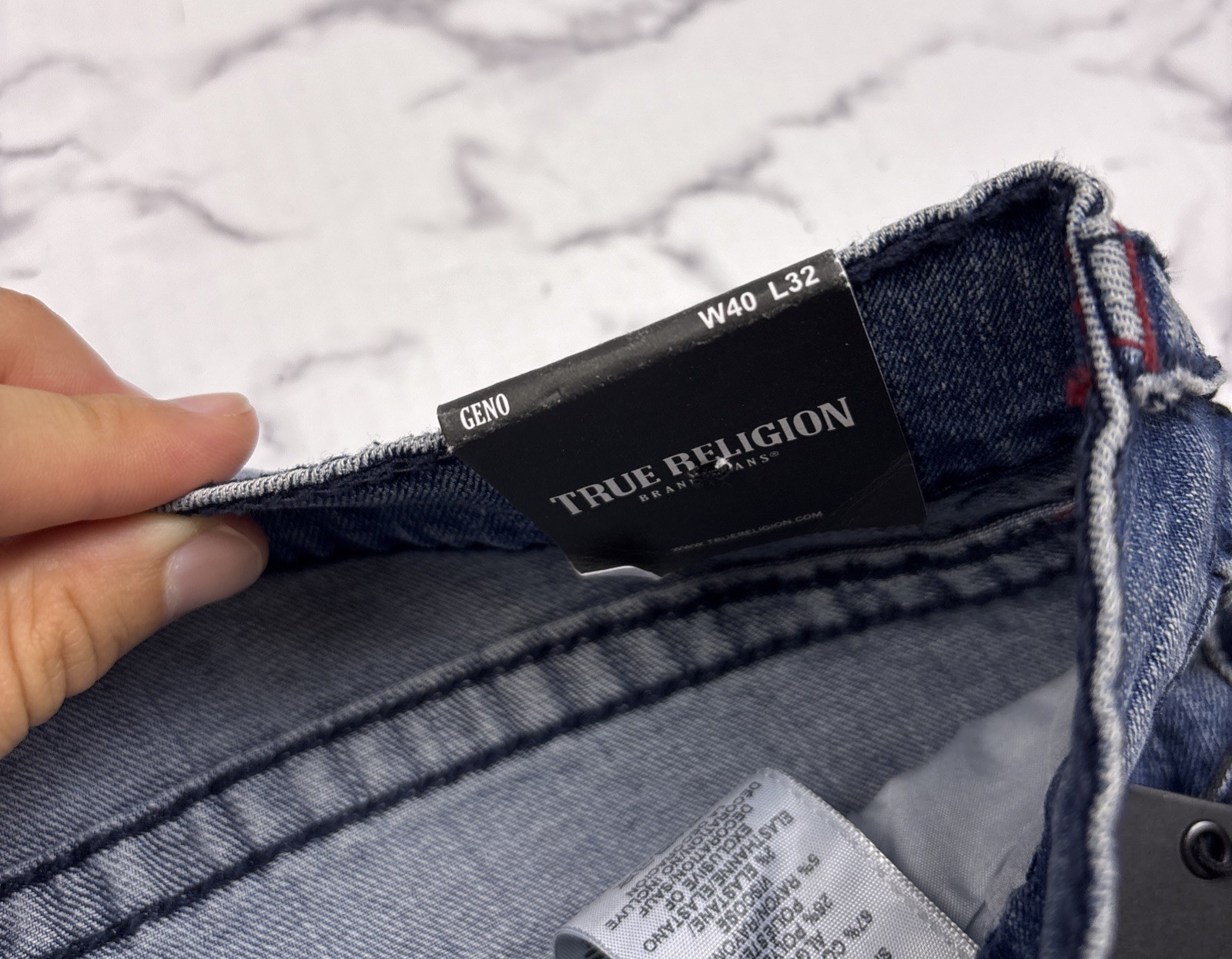 NEW True Religion Jeans GENO Big T Flap Red Trim Relaxed Slim 40×32 Blue Wash