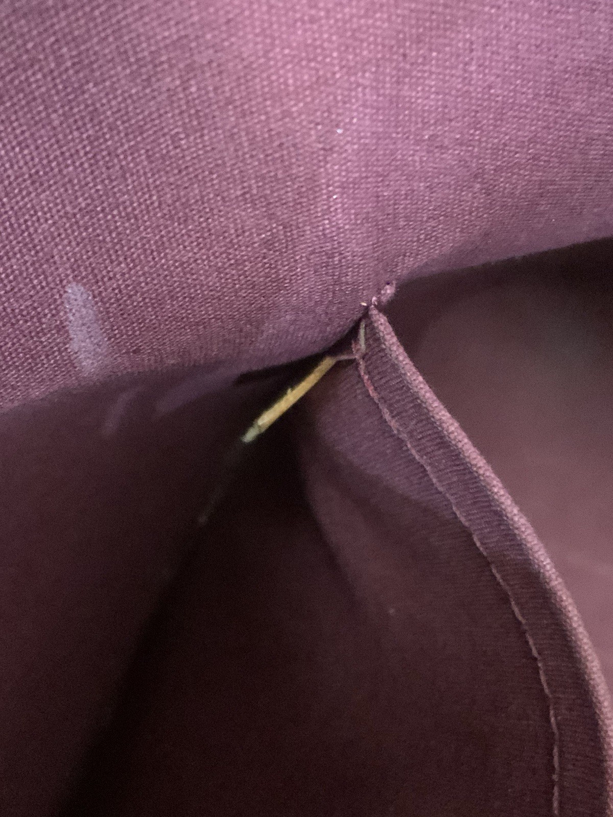 LOUIS VUITTON Alma GM Monogram Vernis Amarante (Burgandy) Bag