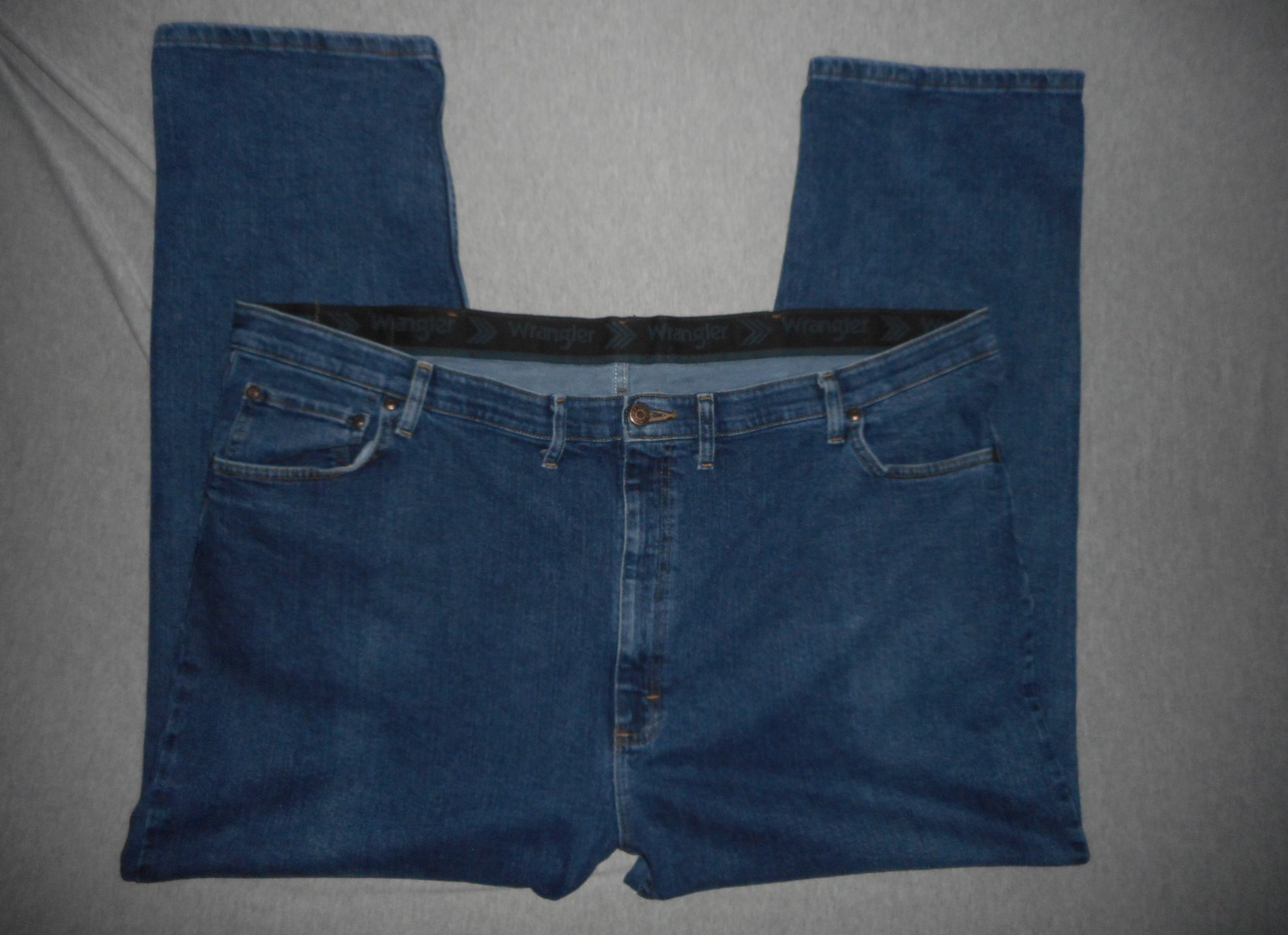 Wrangler Regular Fit Stretch Flex Waist Jeans – Mens 48×30 – Good Condition –