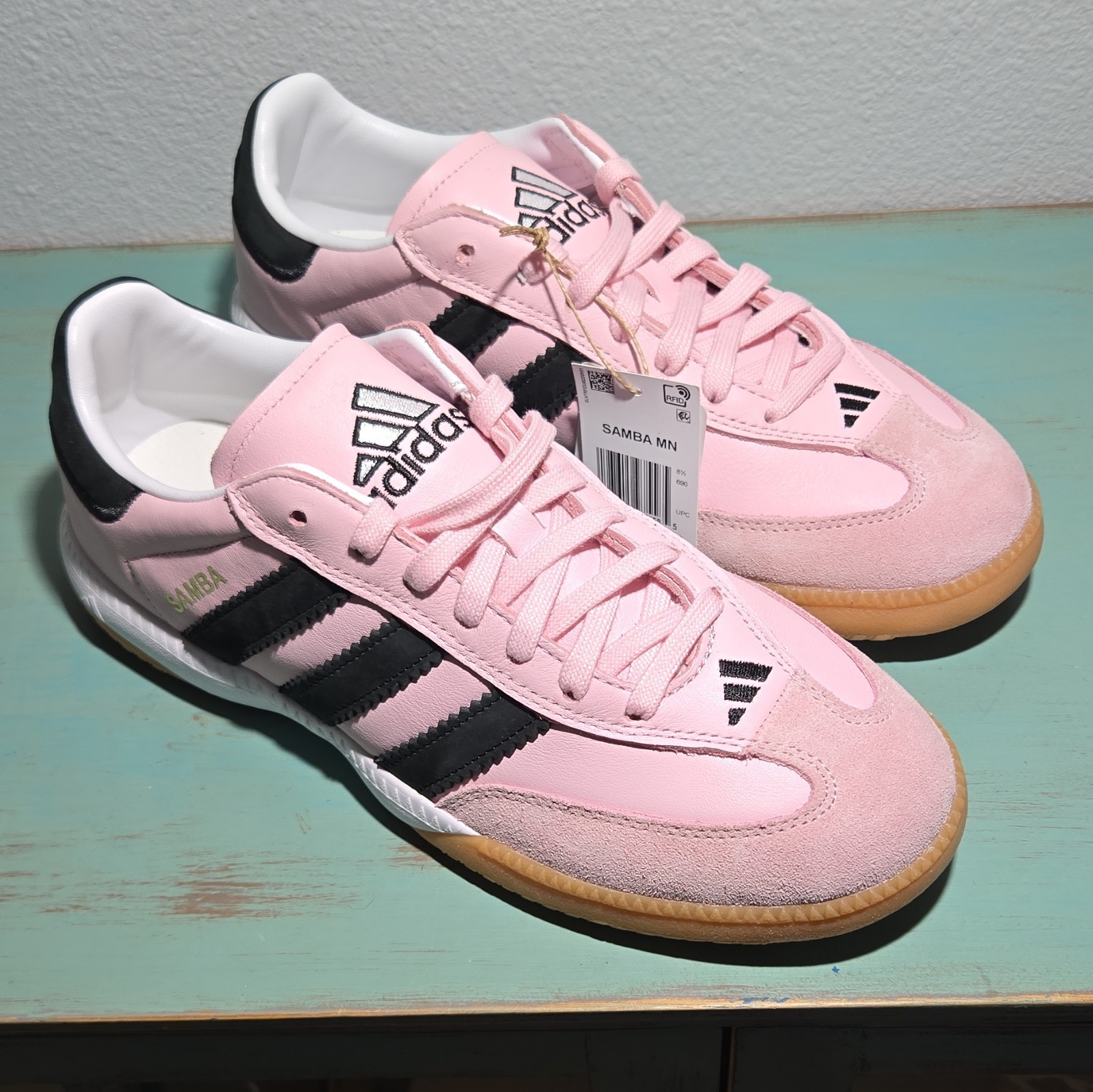 Adidas Samba Millenium Sneakers Pink/Black/Gum. Leather/Suede Mens Size 9. NEW