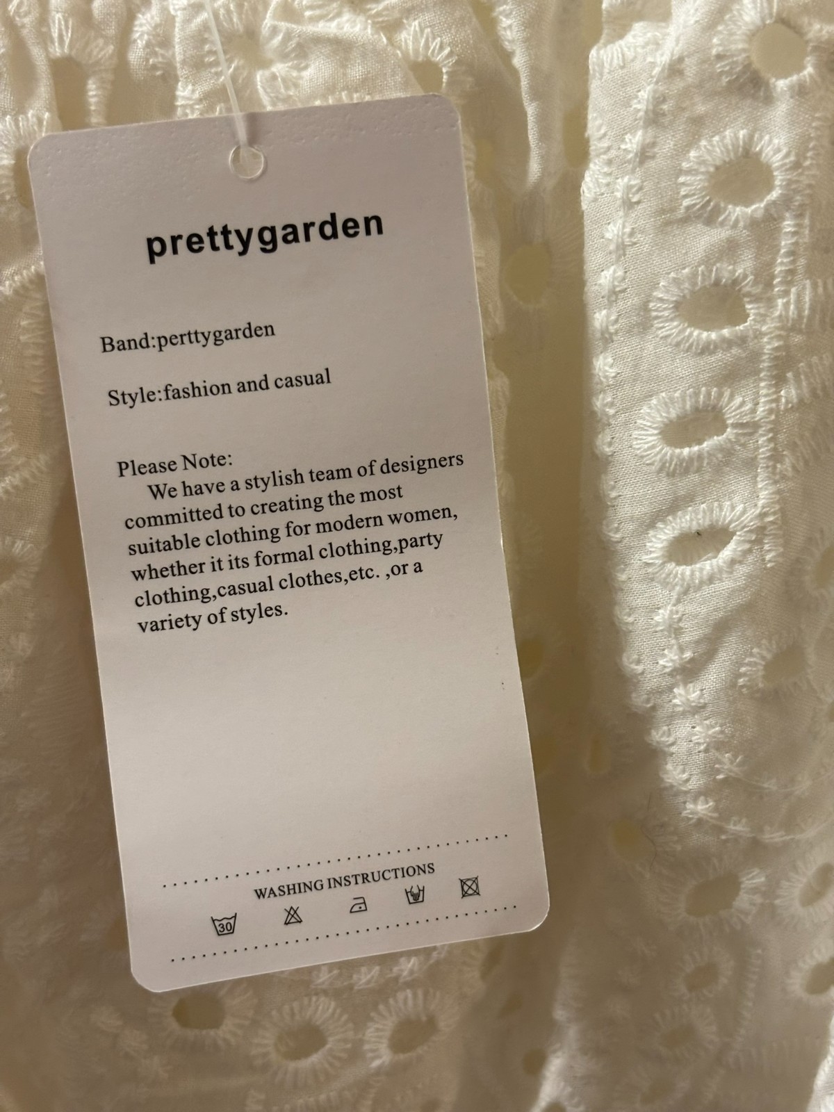 NWT PRETTY GARDEN WHITE EYELET COTTON LACE LINED ROMPER, SZ L
