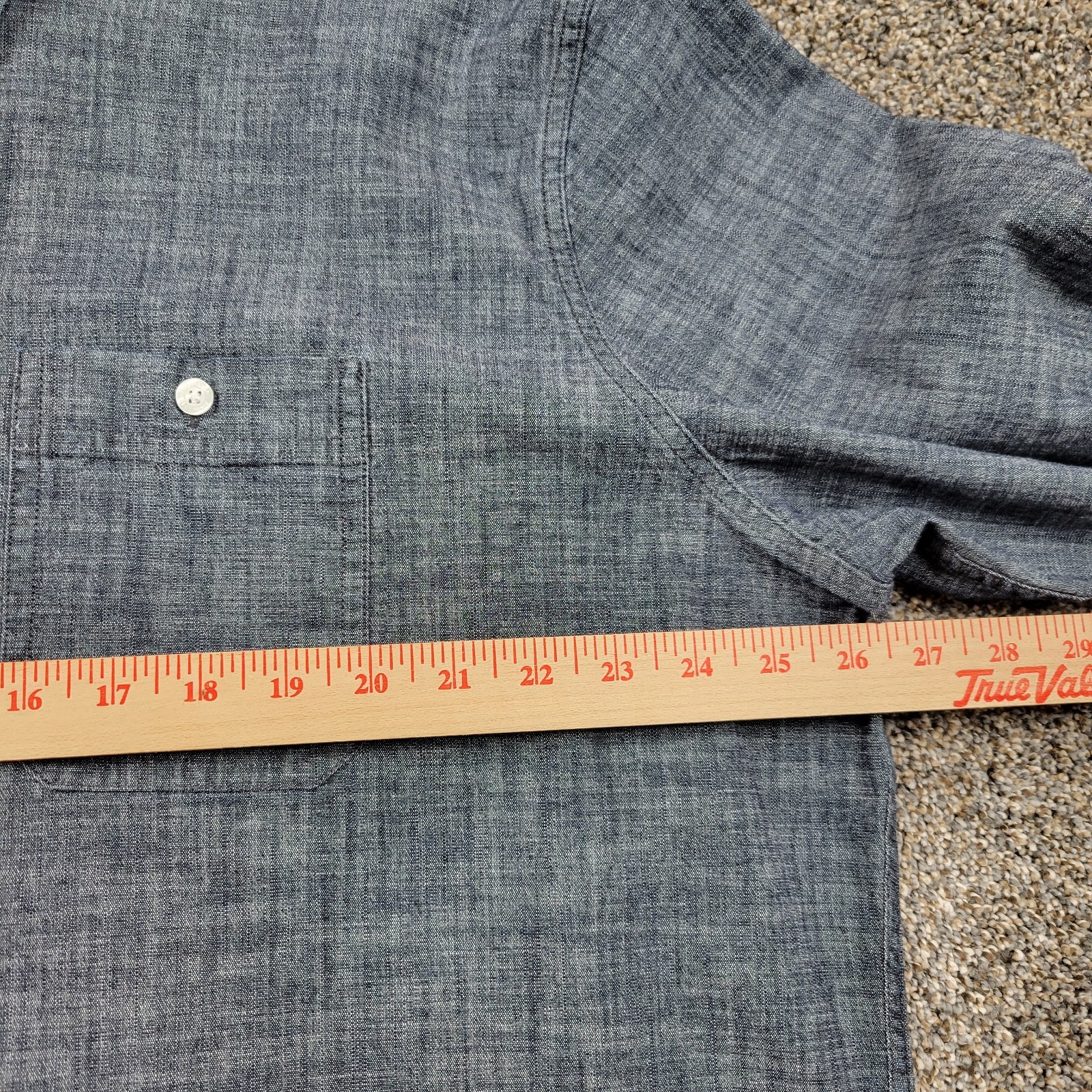 LL Bean Chambray Shirt Mens 2XL Blue Long Sleeve Pocket Slightly Fitted Stretch