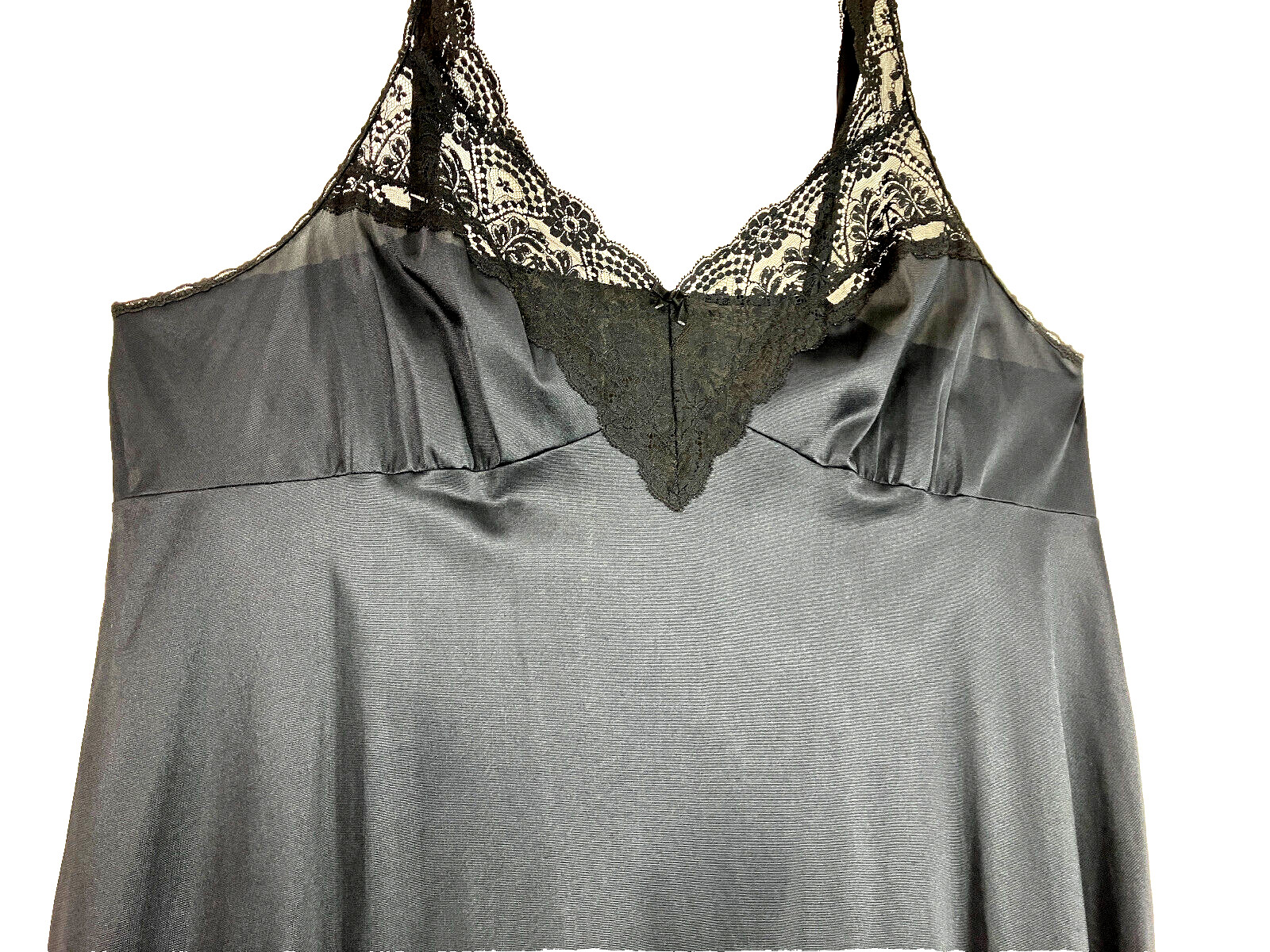 46 48 B Black Nylon Vassarette Plunge Lace Nylon Slip No Shadow Panel