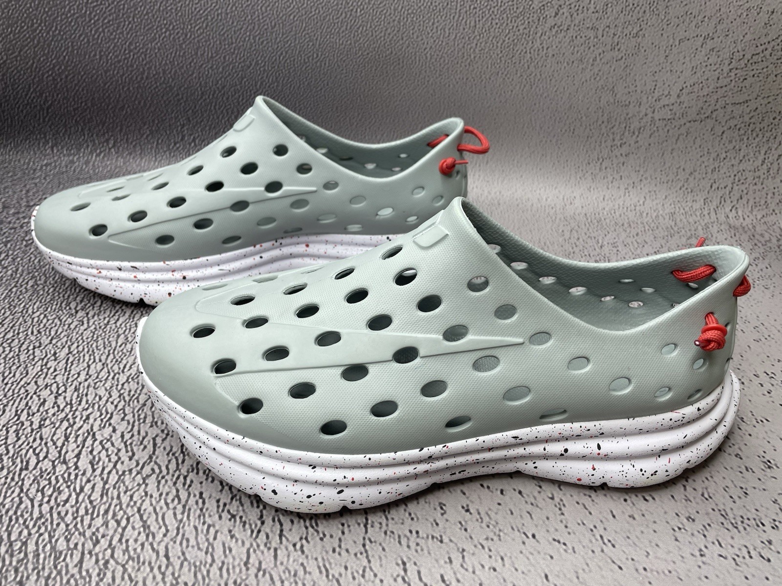 Kane Revive Shoes Grey White Speckle Vented Rubber Sneakers Size US M 10 W 12