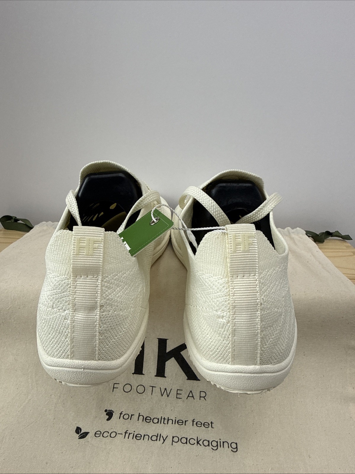 NWT Hike Footwear Comforto Max White Barefoot Unisex EU38 W7.5 M5.5