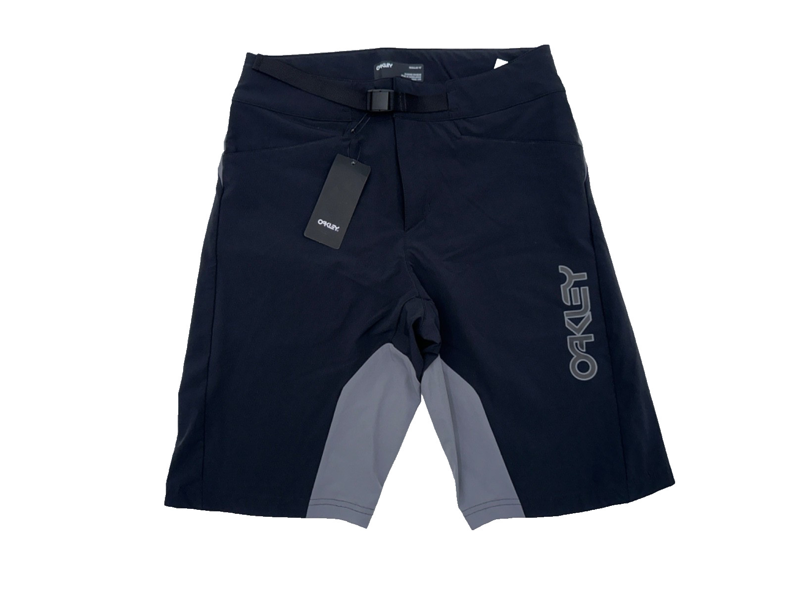 $100 Oakley Men’s Seeker 75 Bike Shorts 11.5” – Black/Grey – Size 29 – New Tags