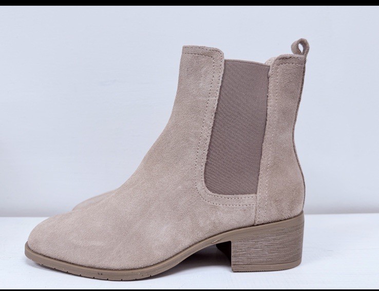Reaction Kenneth Cole Salt Chelsea 7 Med Boots New