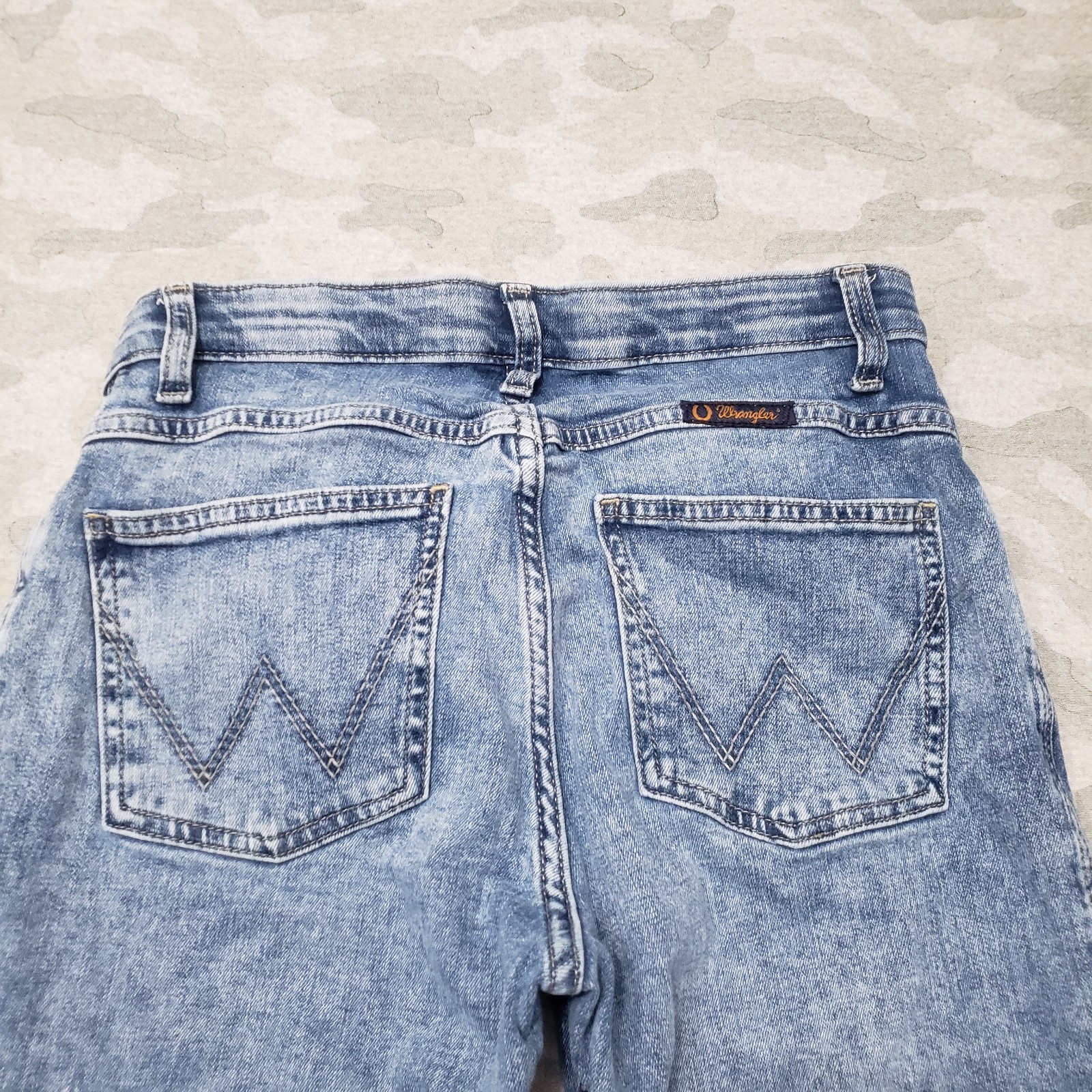 Wrangler Willow Jeans Womens 29×32 Blue Bootcut Western Pockets Denim Light Wash