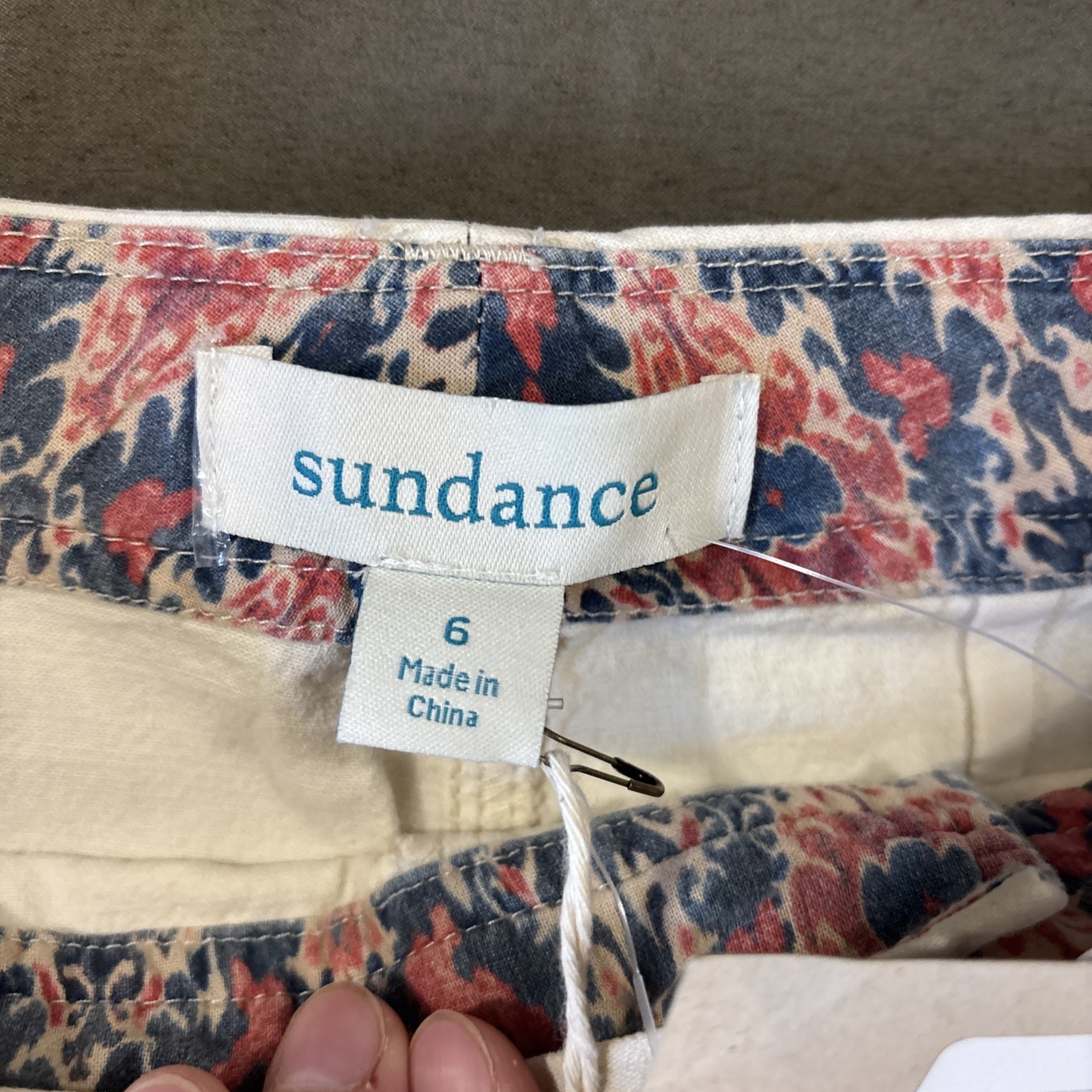 Sundance Embroidered Shorts 6 Boho Button Fly Wildflowers Braid Belt $98 NWT