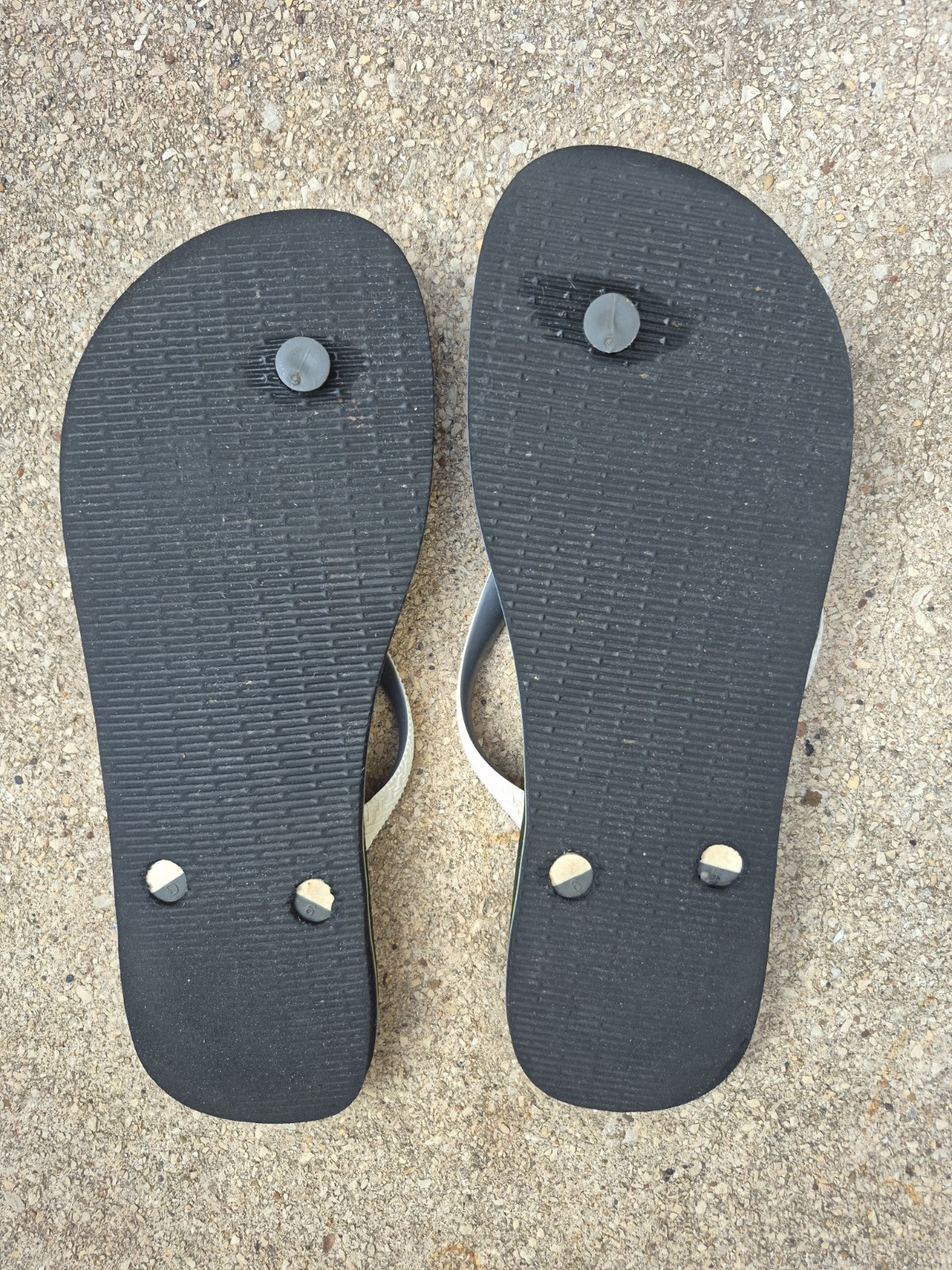 Havaianas Brazil Logo Flip Flops Men’s 11-12 Rubber Sandals Brazilian Flag