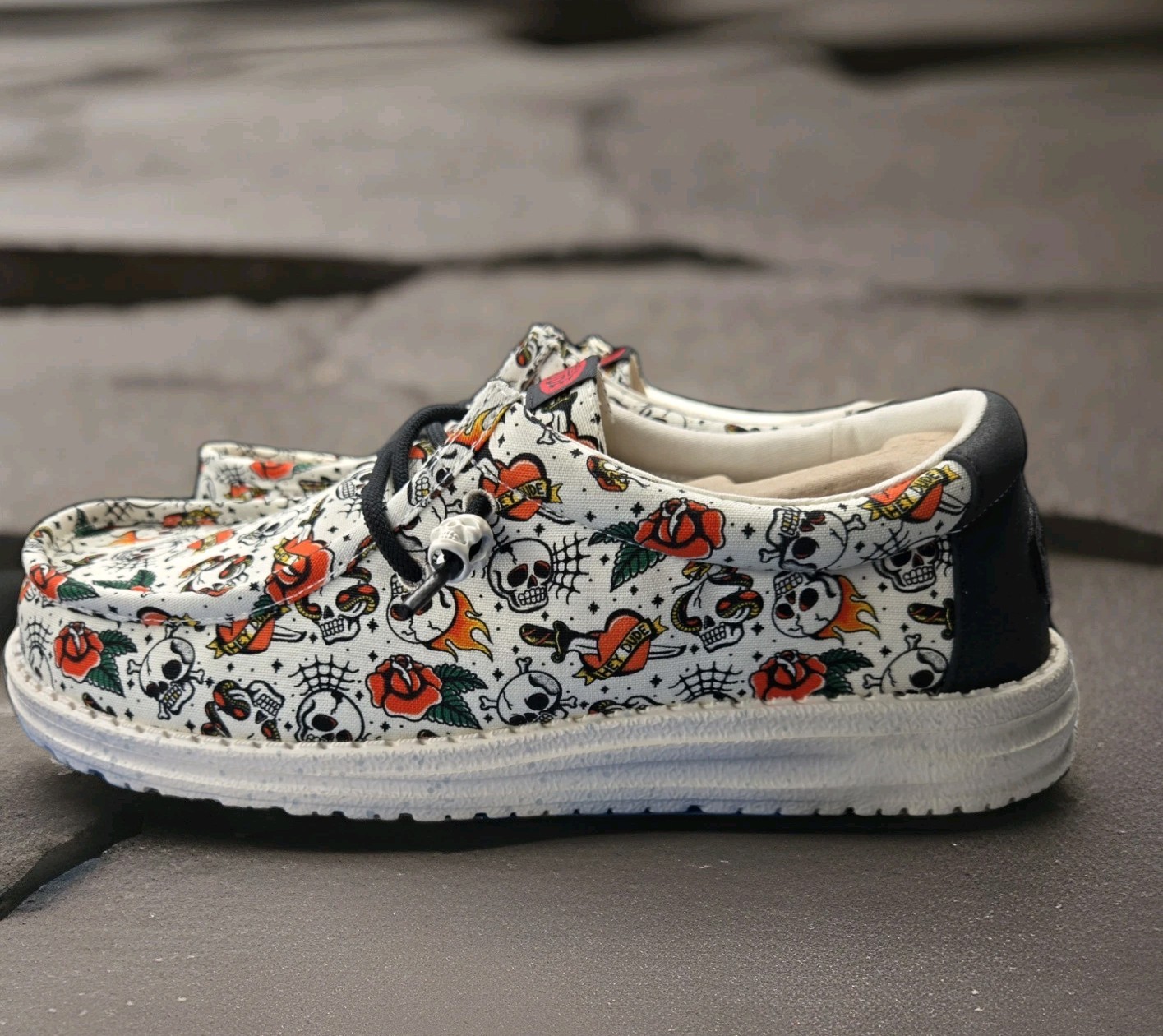 Men’s HeyDude Wally Tattoo Skulls – White/Multi