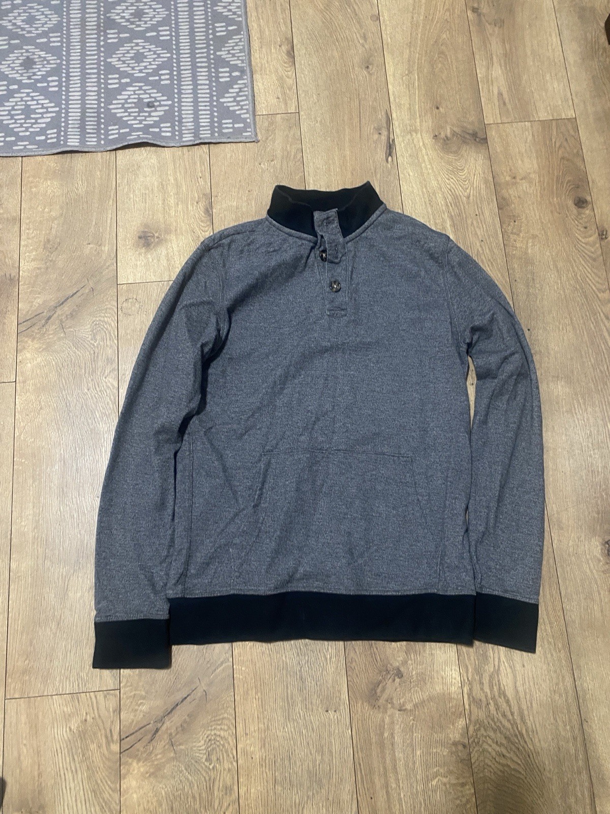 American Rag Turtle Neck Size S Quarter Button Up And Black Collar