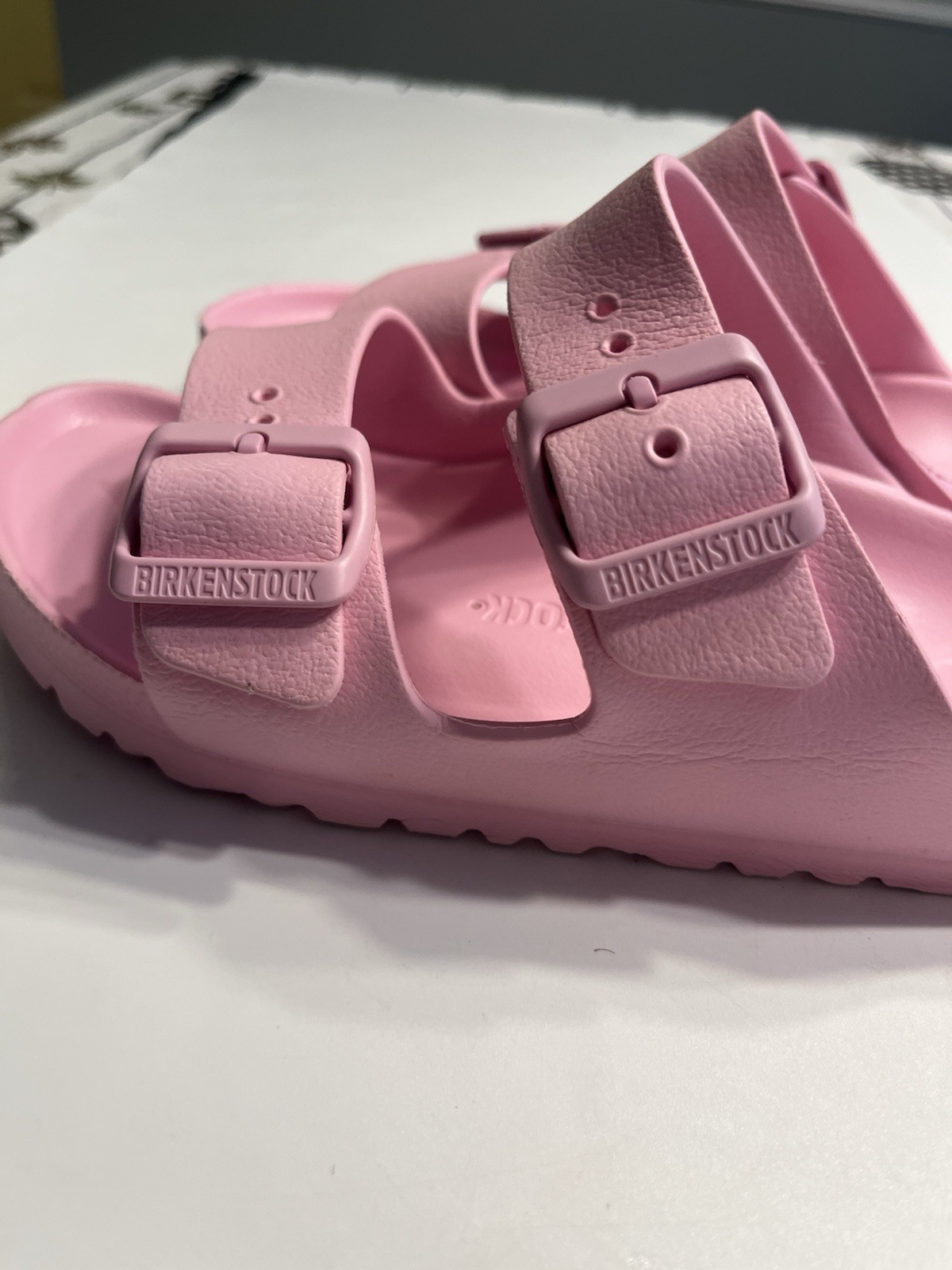 Birkenstock Women Arizona Essentials EVA Sandals Pink Rubber Size 37 US 6