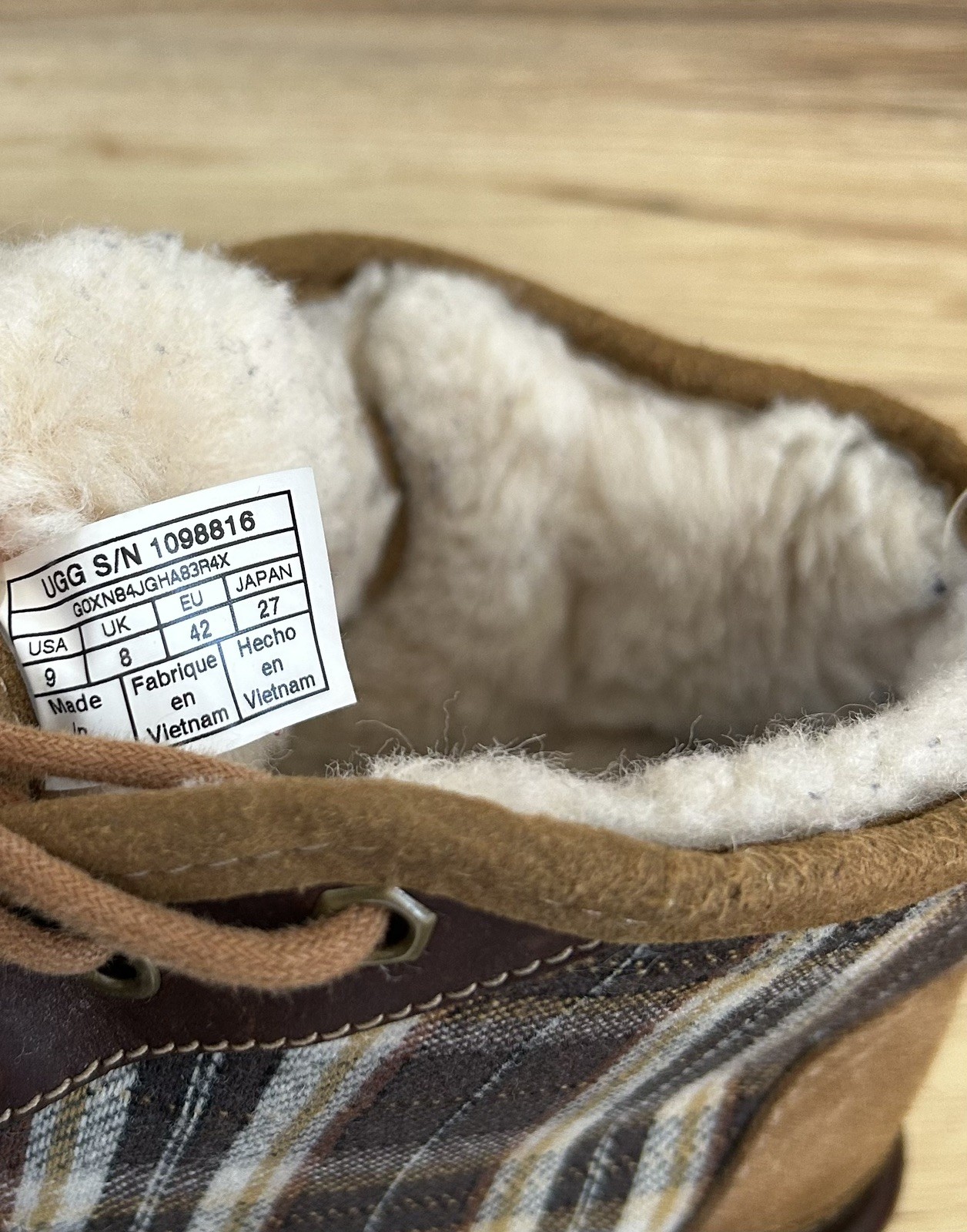 UGG + Pendleton Neumel Boots for Men, Size 9 – Chestnut and Plaid