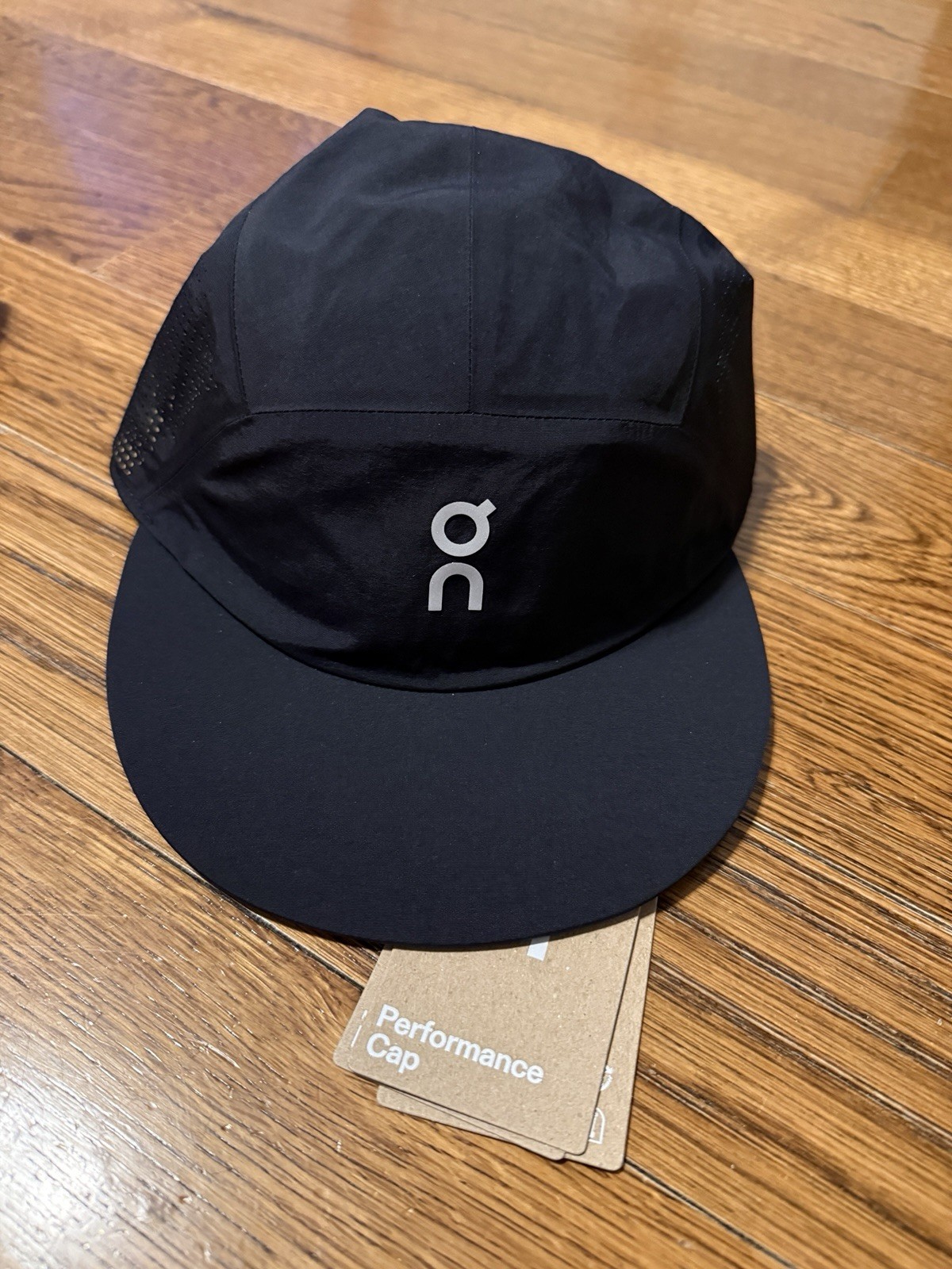 On Cloud Running Performance Panel Cap Lightweight Hat One Size $60 Black