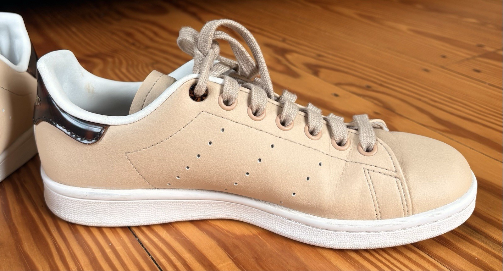 Women’s Adidas Stan Smith Pale Nude Tortoise Shell Shoes sz US 6.5 EU 38 GY5910