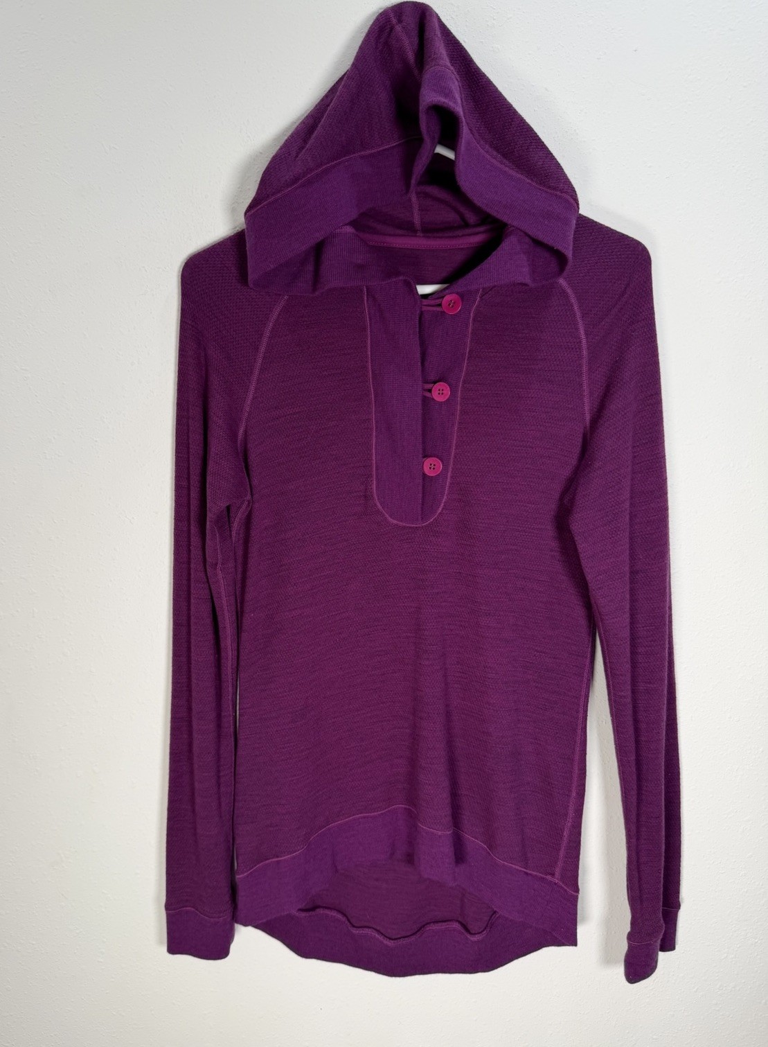 Icebreaker Sweater Womens Hooded Merino Wool Sz Small Dark Magenta Outdoors Hike