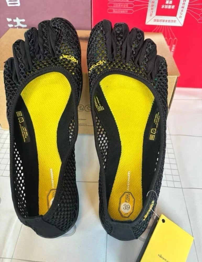 Vibram Five Fingers Five Toe Barefoot Yoga Dance Sneakers VI-B ECO Training Shoe