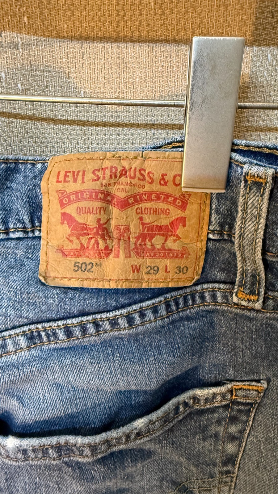 Levi’s 502 Regular Taper Jeans Men’s 29x 30 (Ins 28.5) Medium Wash Denim Red Tab