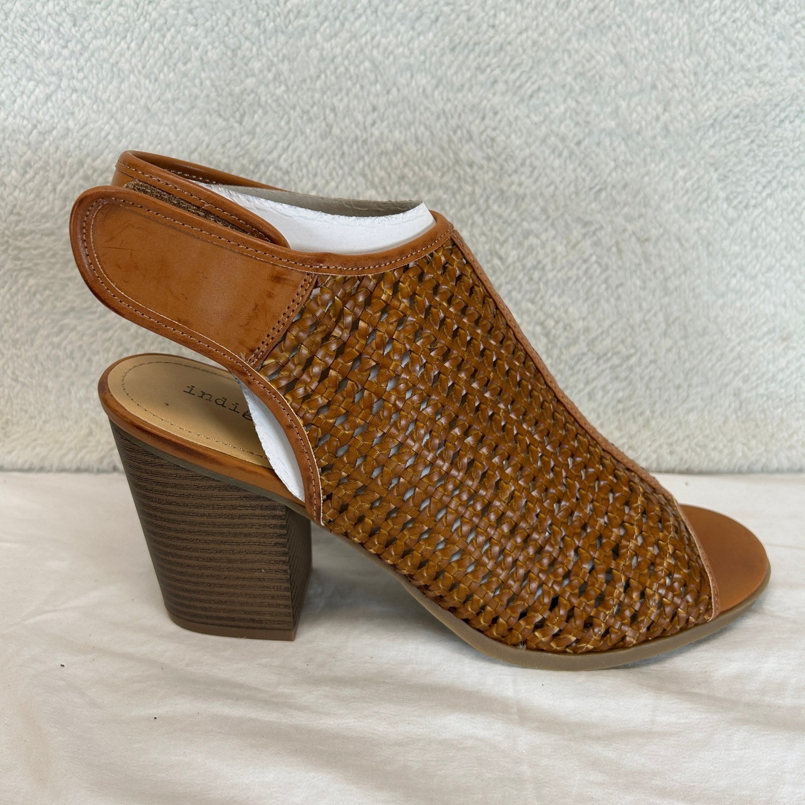 Indigo Rd Irpeele Womens Medium Brown Woven Open Toe Block Heel Sandals 11 New