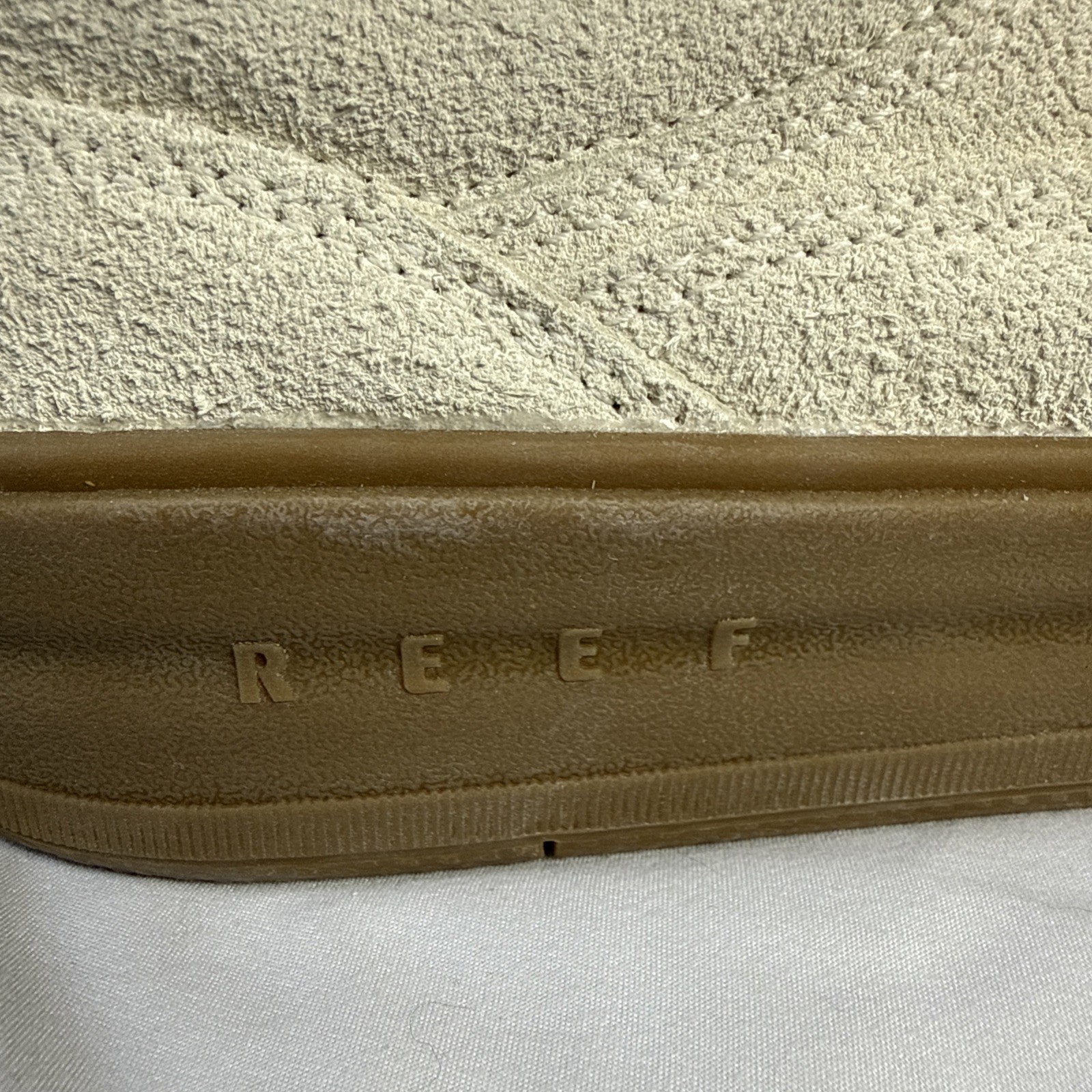 Reef Bom Dia Leather Sneakers Mens Size 9 Vintage White Premium Suede Gum Shoes