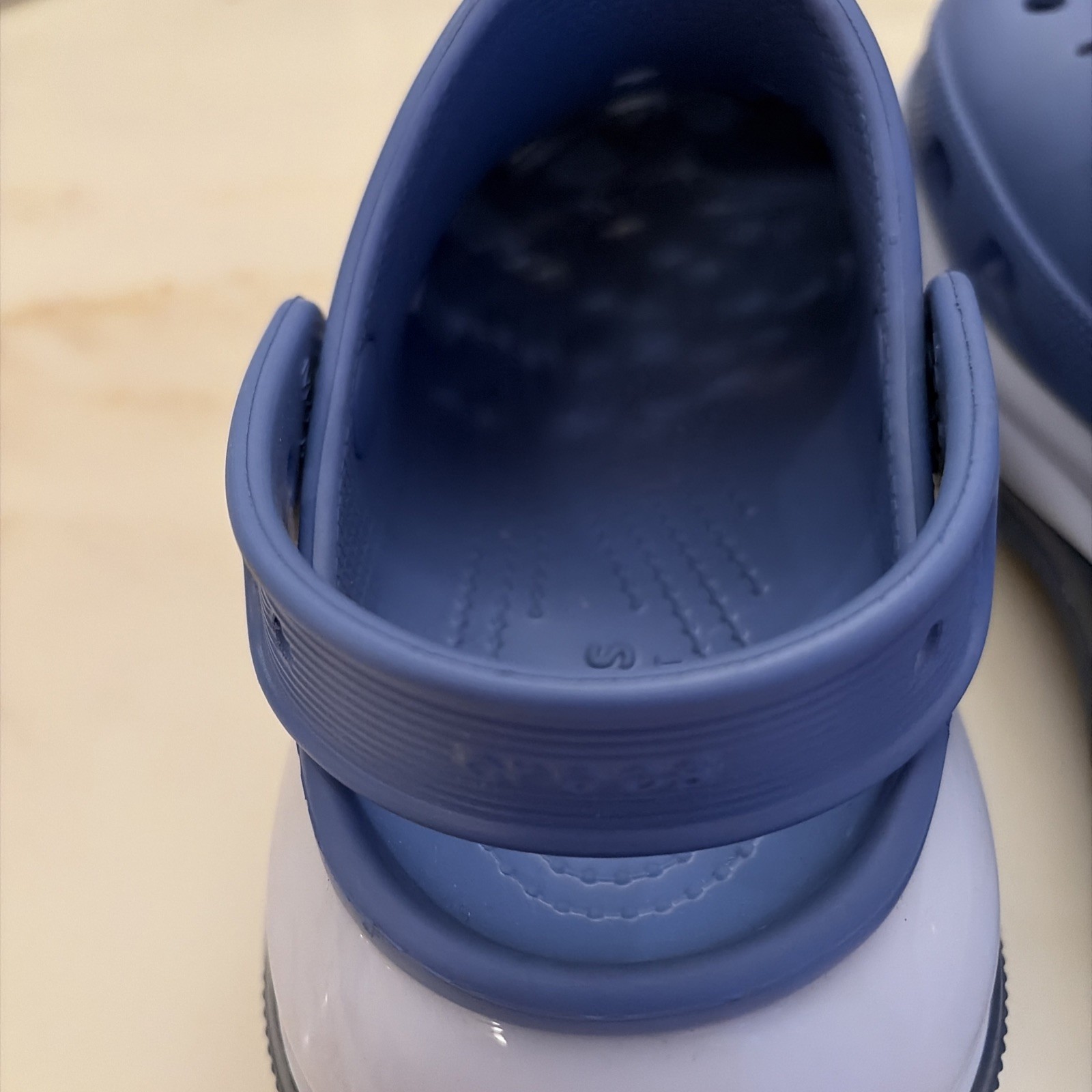 Crocs MEGA CRUSH Cornflower Blue Chunky Heavy Clogs M 4/W 6