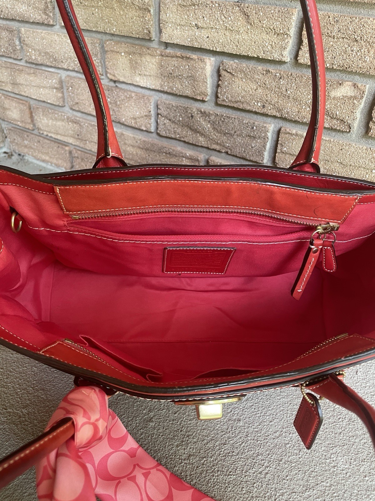 Vintage Y2K Coach Madeline Leather Turnlock Tote