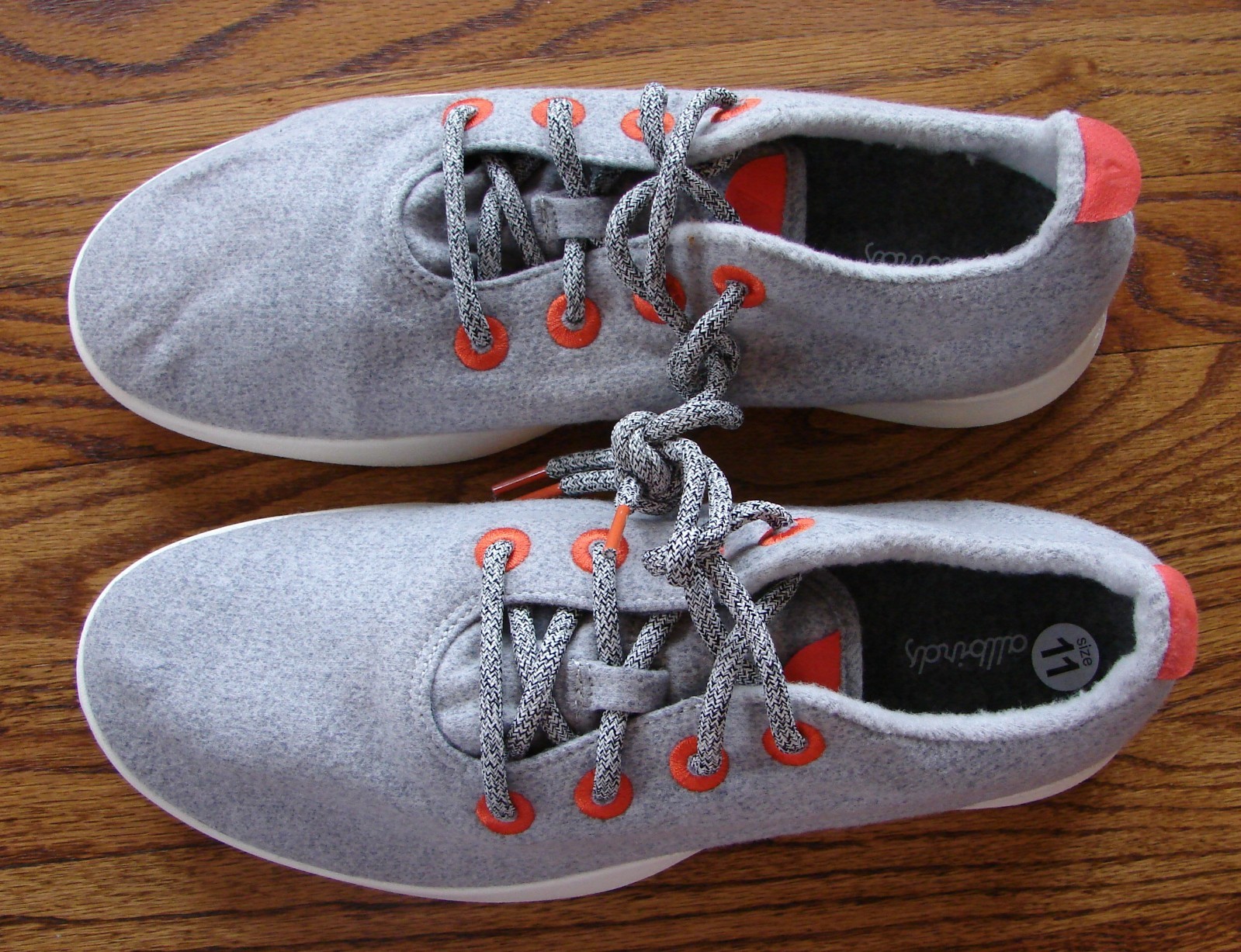 NWOB Silvery Grey Classic Wool Runners from Allbirds, Size 11
