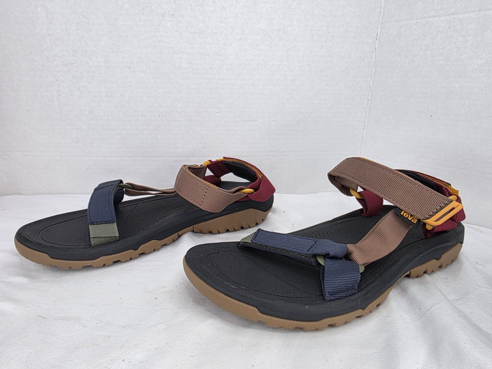 Teva Men’s Hurricane XLT2 Sandals Size 10