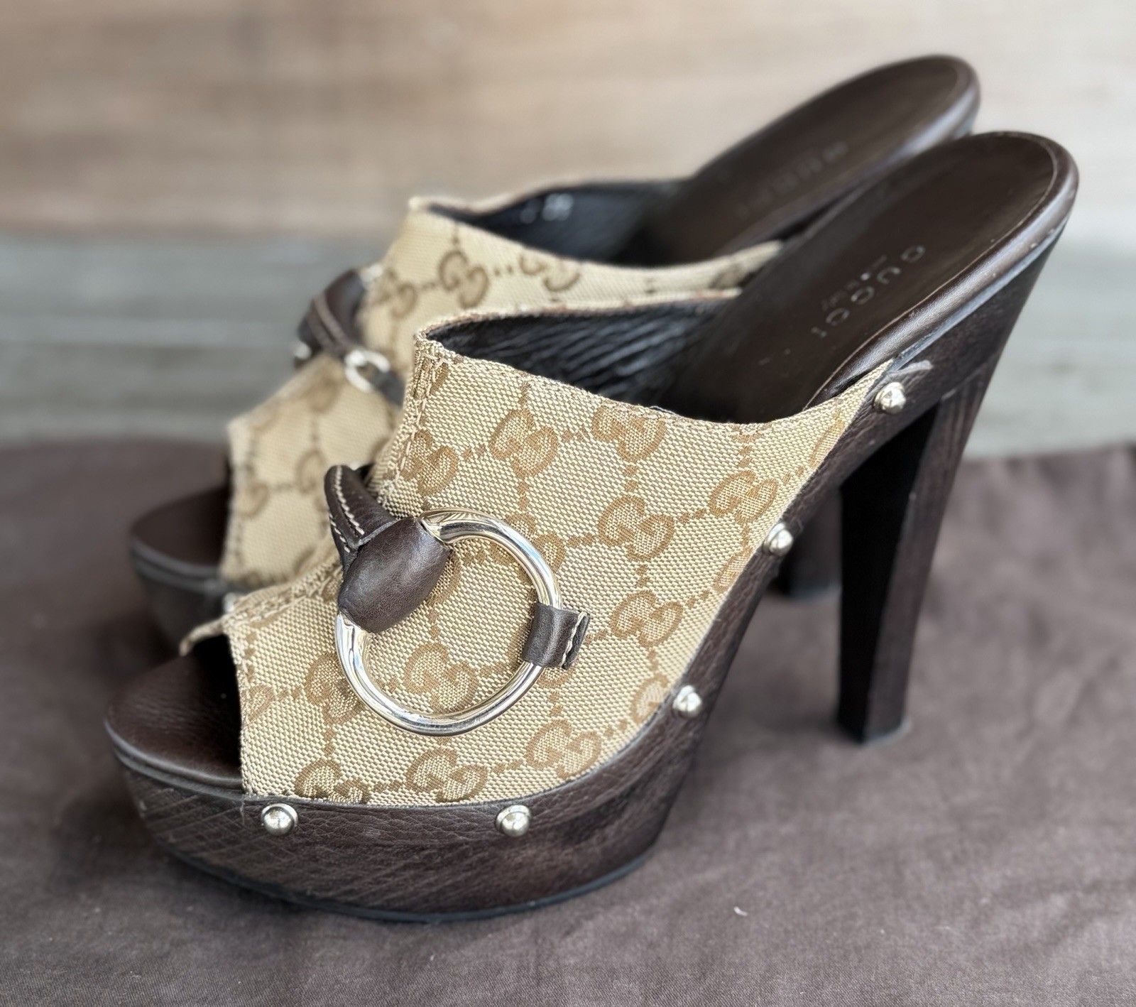 Gucci Beige/Ebony GG Canvas Horsebit Platform Wood Mule Heels Size 39