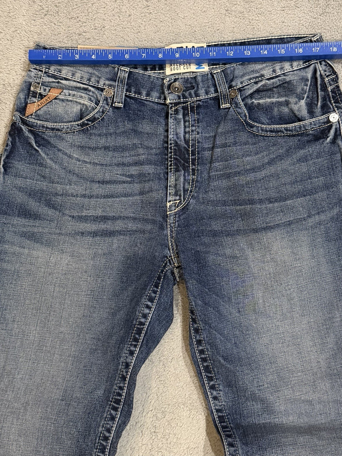 Ariat M2 34×32 Western Traditional Relaxed Boot Cut Whiskered Stone Wash Denim
