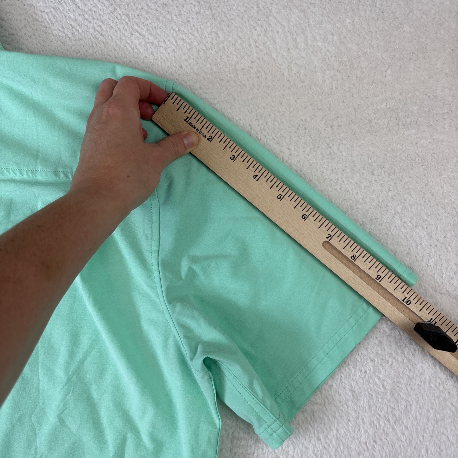 HUK Kona Button-Down Shirt Large Green Short Sleeve Lightweight Stretch Fishing