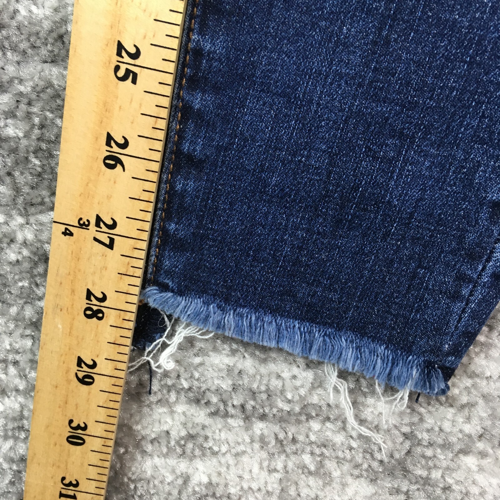 American Eagle Jeans Womens 4 Super Hi-Rise Jegging Distressed Raw Hem Blue