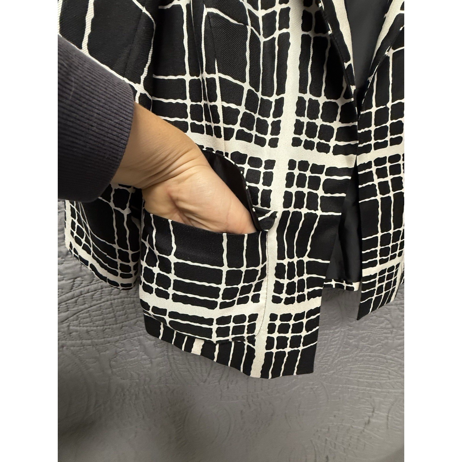 Pendleton Petite Silk Blazer Jacket Black White Grid Geometric 3/4 Sleeve Size 4