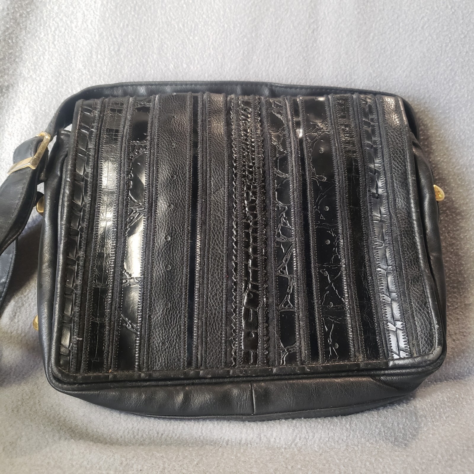 Vintage Black Eel Skin Leather Purse Zippered 10x7x3