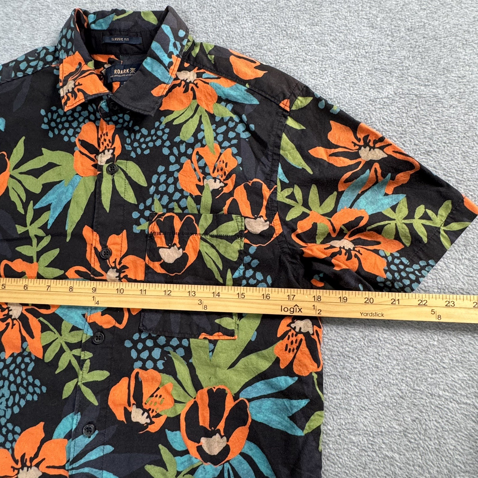 Roark Men’s Shirt Small Tropical Floral Classic Short Sleeve Button Up Outdoors