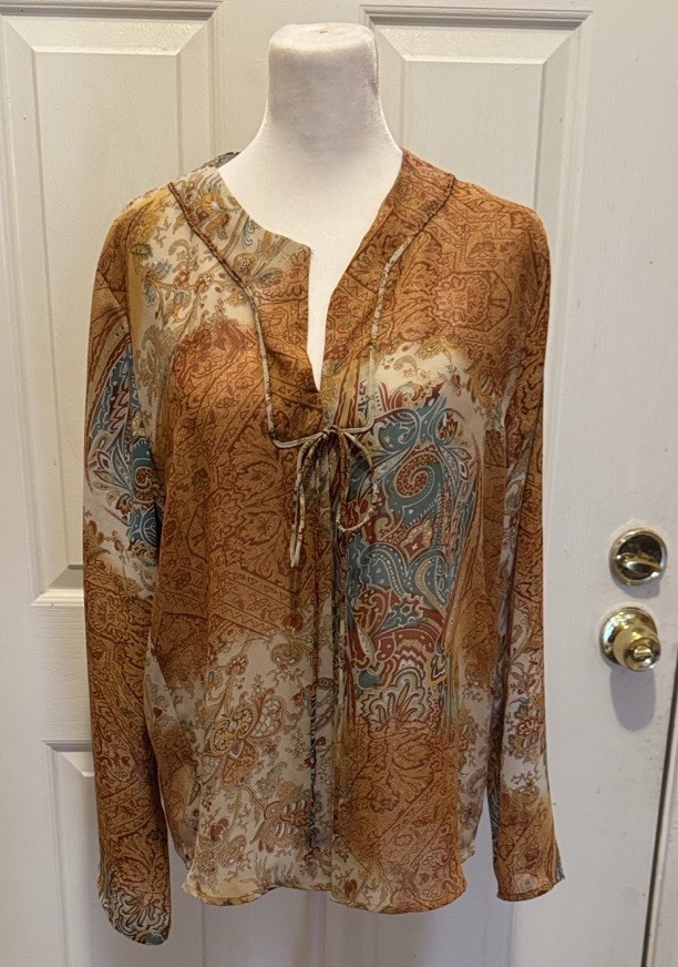 Paisley Boho Semi Sheer Long Sleeve Blouse 20” P2P 25” Length EUC Ladies Large