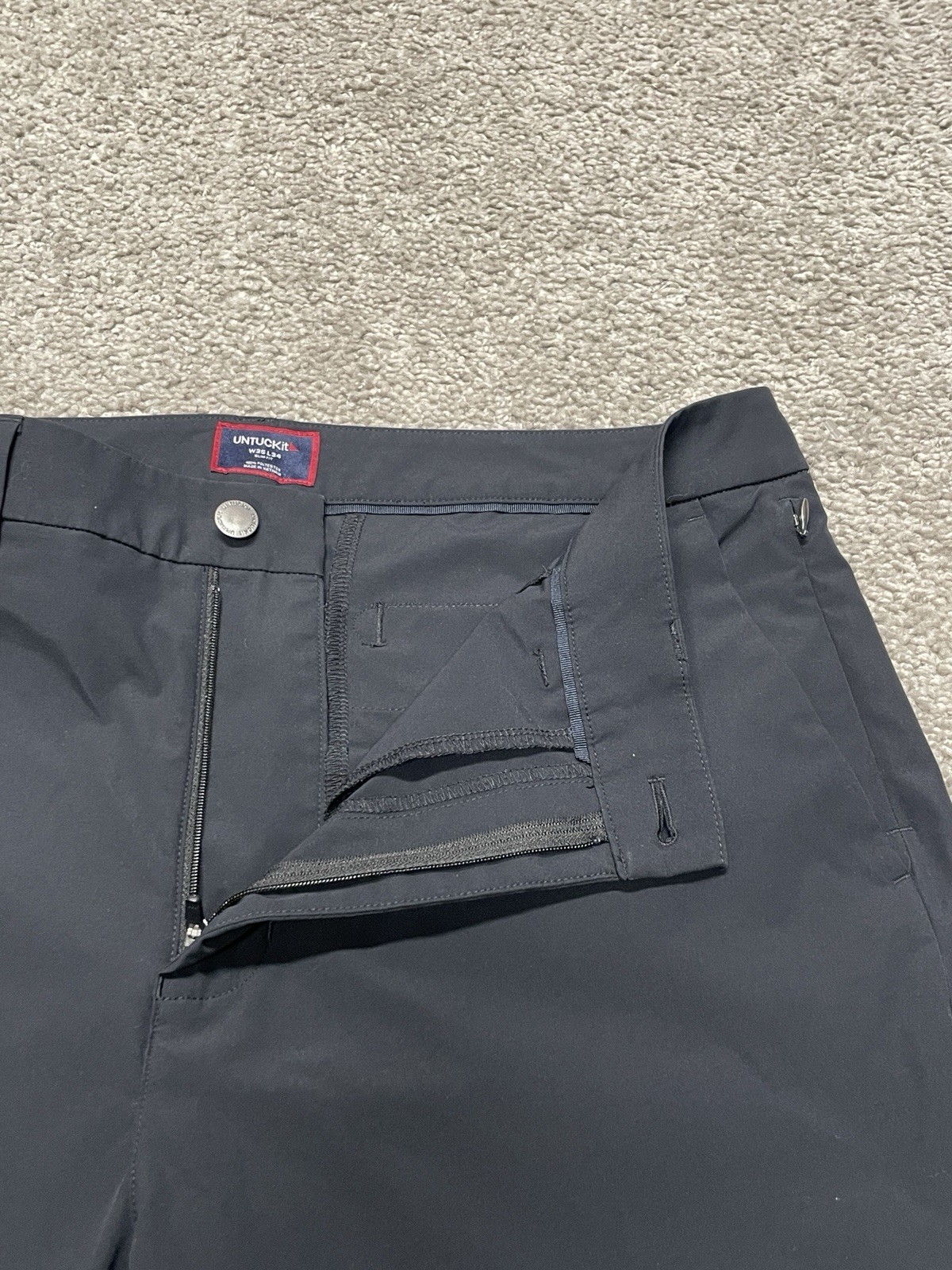 UNTUCKit Pants Traveller Performance Black Mens 35×34 Slim Fit Casual Golf Chino