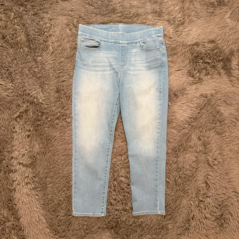 Levi’s Light Wash Skinny Jeans | Size Waist 30 (UK 10)