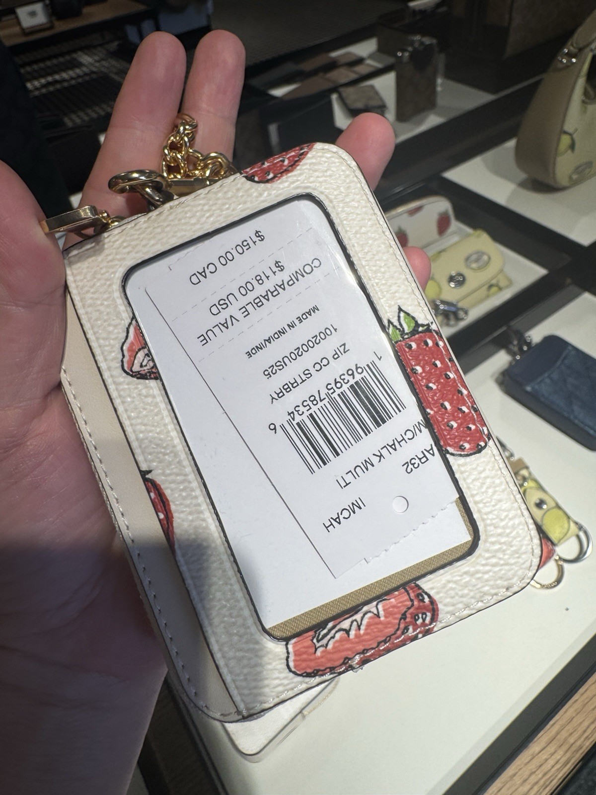 NWT Coach Zip Card Case With Strawberry Print CAR32