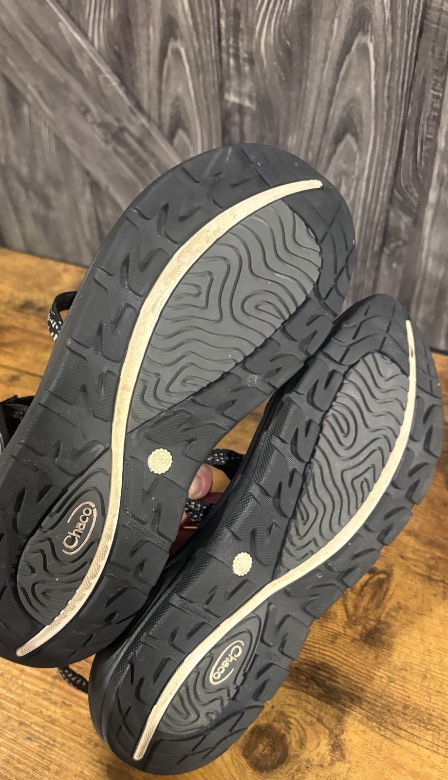 Chacos Women’s Size 7 Zvolv X2 Strappy Hiking Sport Sandals Black Dash Toe Loop