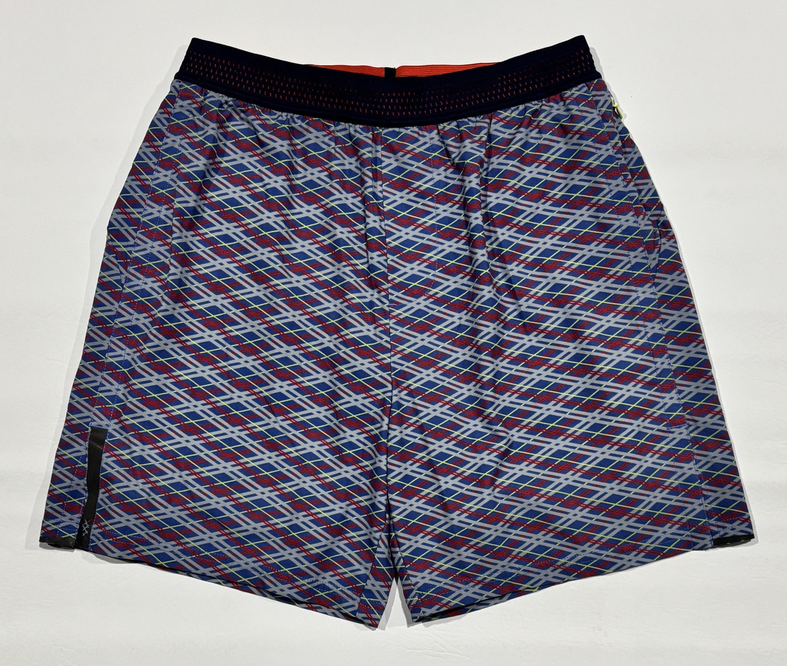 Rhone Be Unconquerable Lined Shorts Stretchy Drawstring Mens Small Rise=11.5in