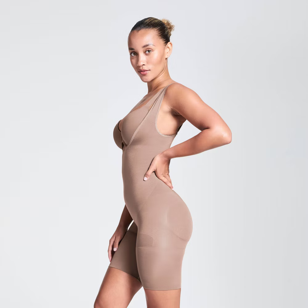 ASSETS by SPANX SPANXsculpt Women Remarkable Results Open Bust Mid-Thigh