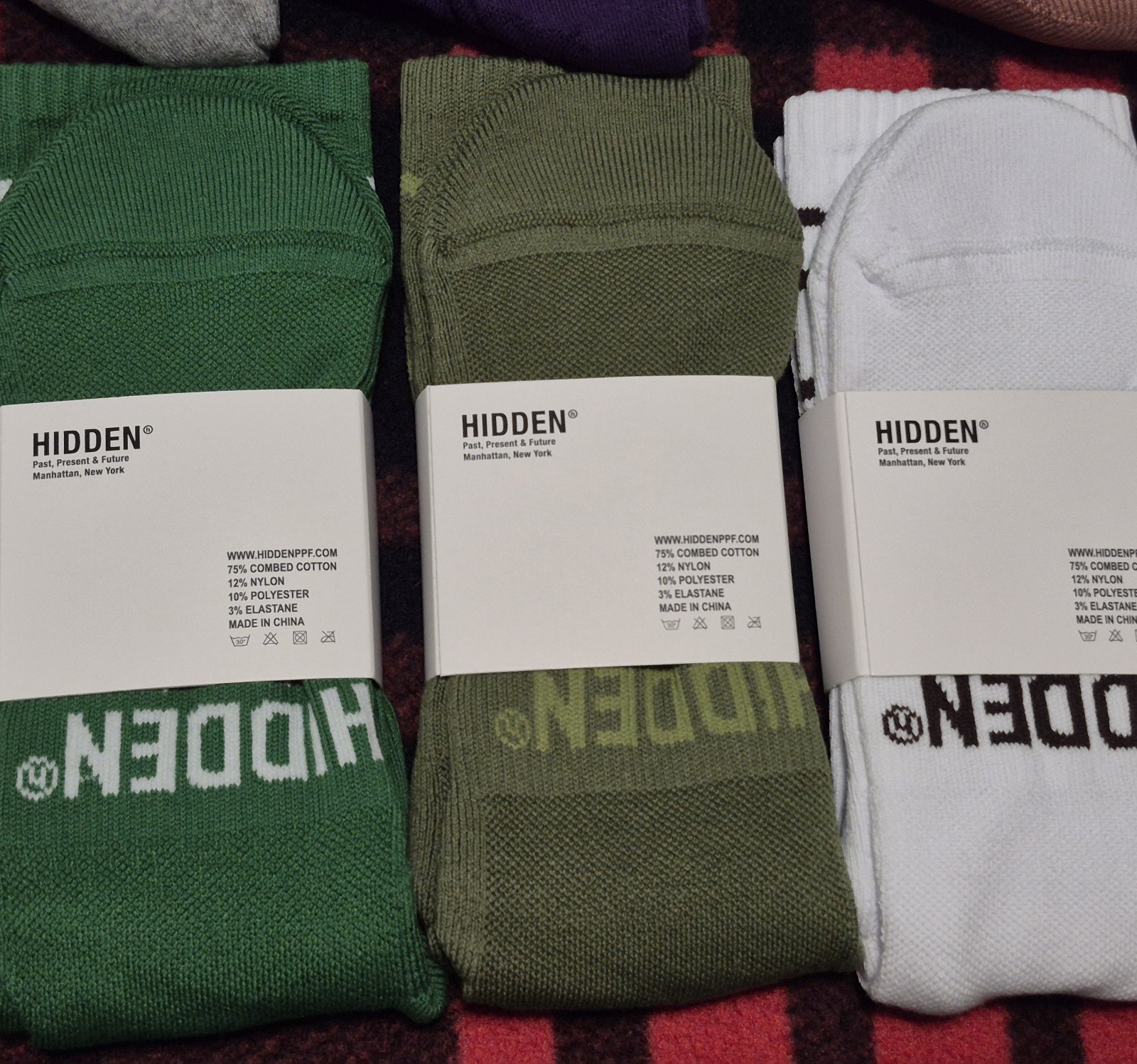HIDDEN NY SOCKS USA JAPAN NEEDLES BUY 1 OR MORE WITH VOLUME SHIP!