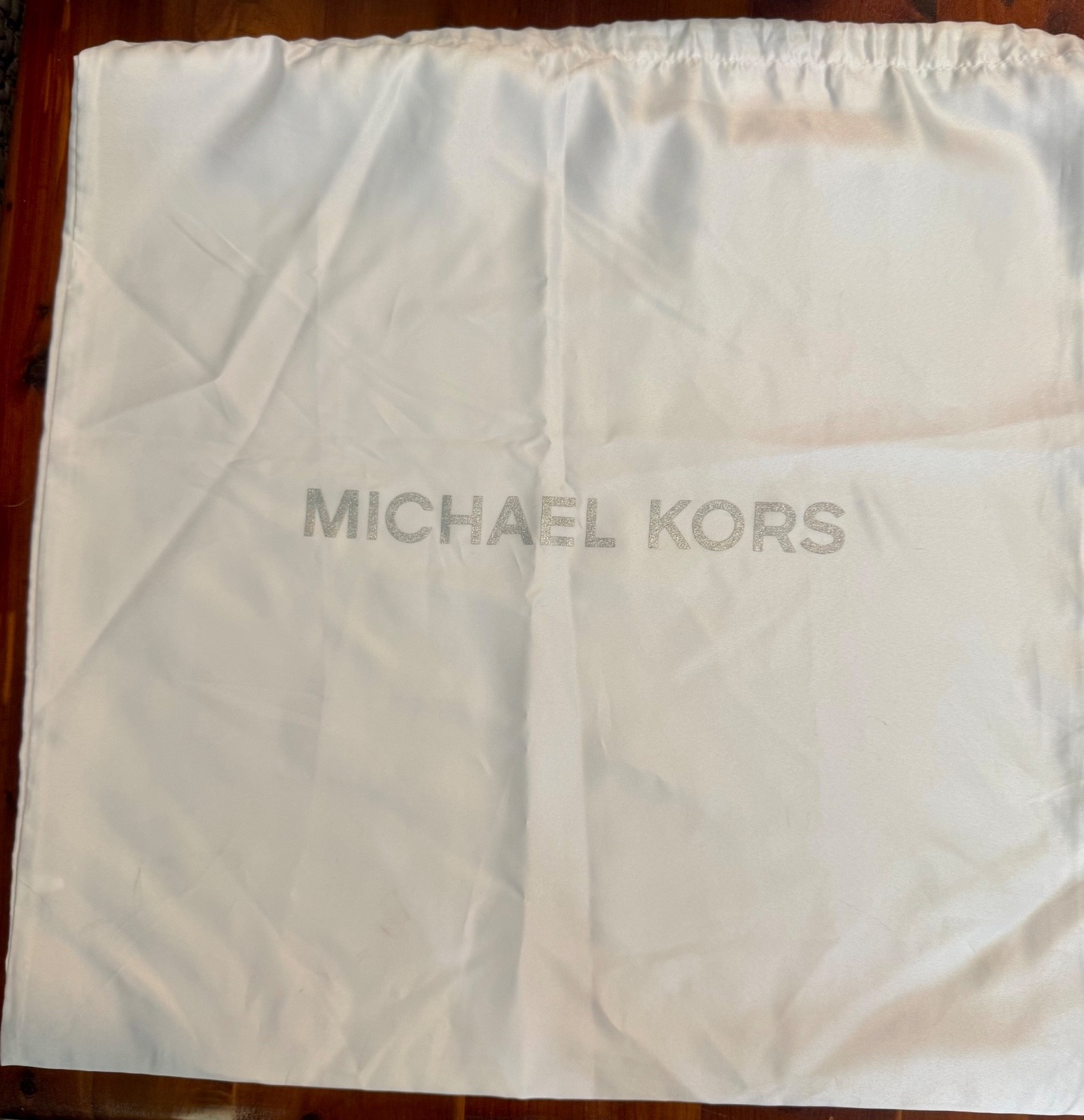 Michael Kors Sutton Large Satchel (Center Stripe Black/Optic White) with tags