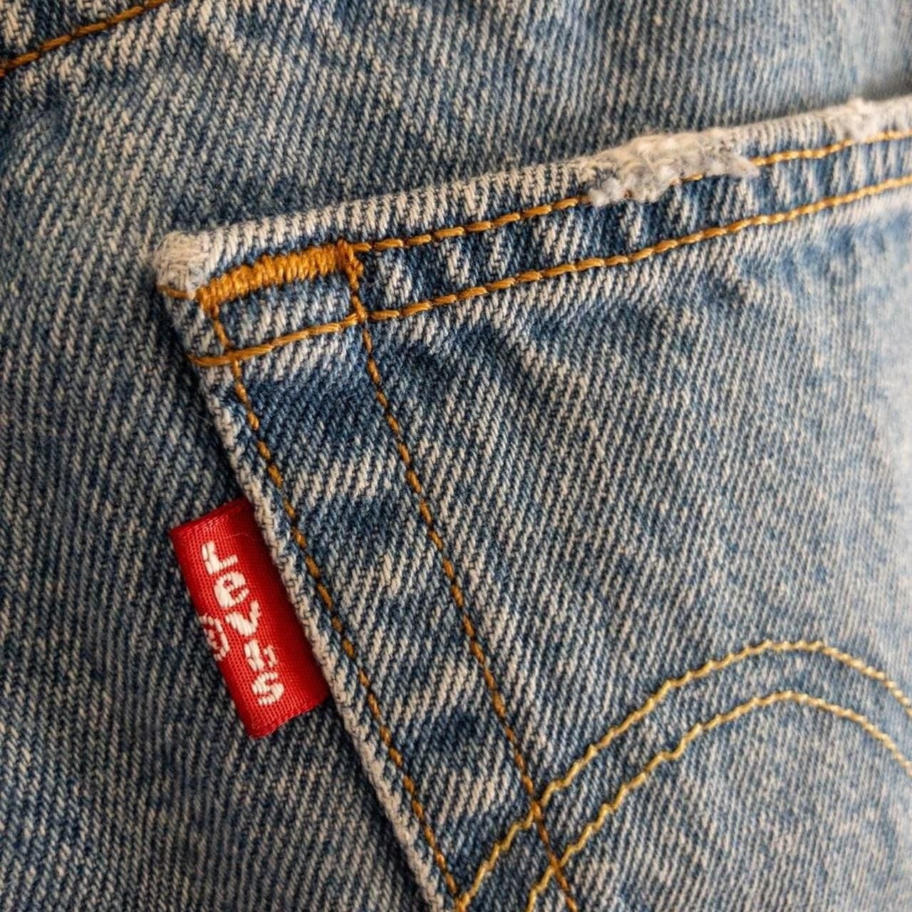 Levi’s 501 Original Fit Button Fly Distressed Blue Jeans 24” x 30”