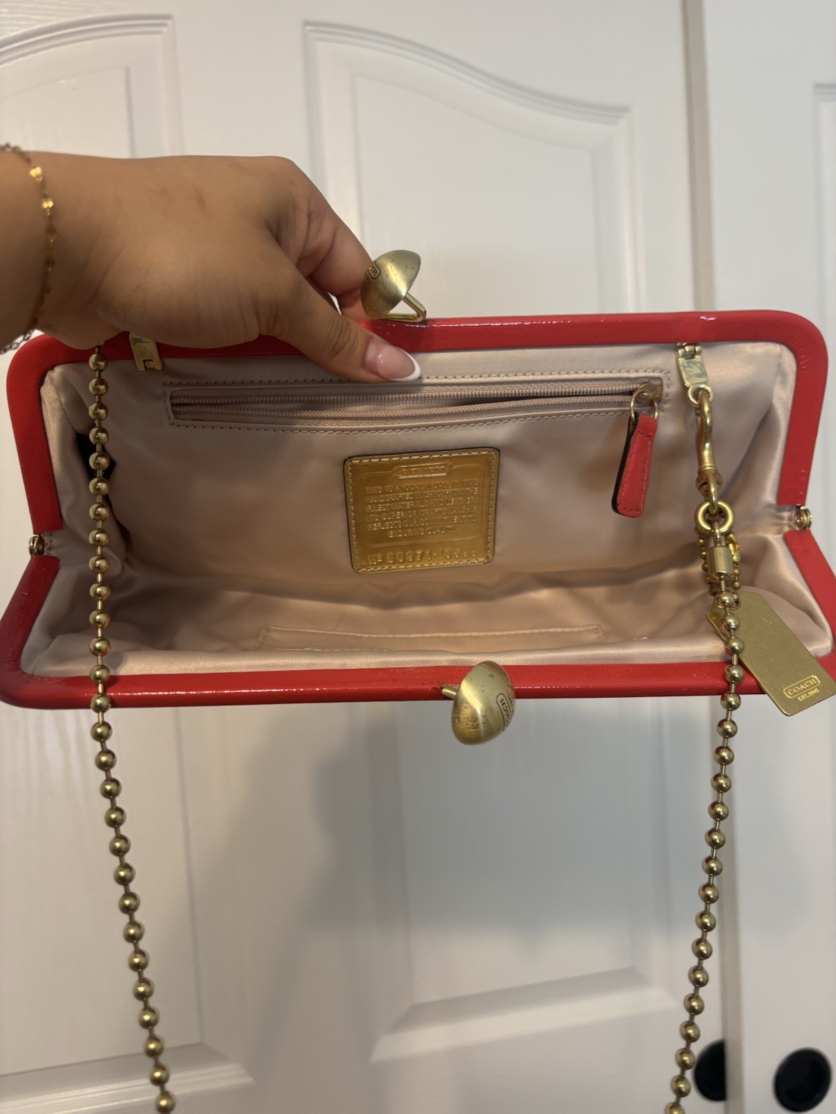 Coach 1941 Amanda Darcy Kiss lock Chain Clutch in Peach Pink🧡❤️🩷