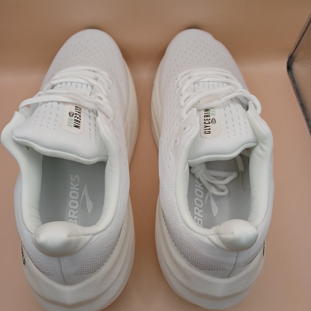 Brooks Glycerin Max Running Shoes-White Women Size 6.5 US