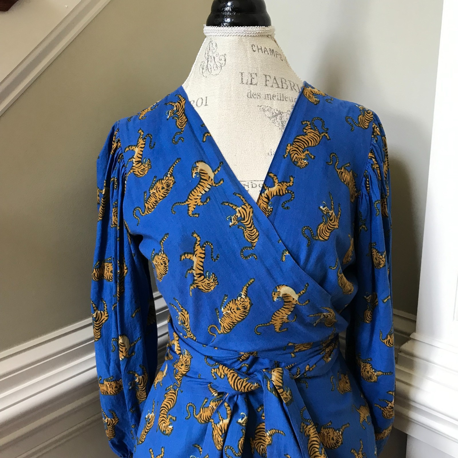 Guadalupe Monica Jungle Tiger Wrap Maxi Dress Womens Medium Blue V-Neck Cotton