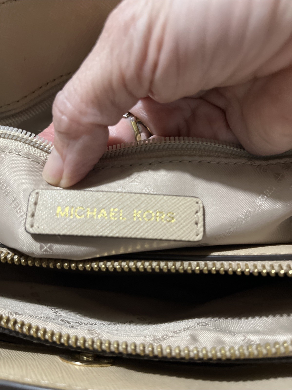 Michael Kors Savannah Medium Saffiano Taupe Satchel Leather Handbag*READ